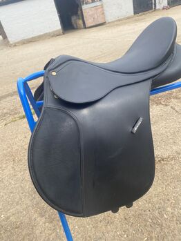 16” Wintec 250 Saddle, Wintec 250, Phoebe , Vielseitigkeitssattel (VS), Chigwell 