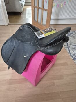 Other Saddle Wintec Easy Change, 17" Wintec changeable gullet saddle with 2 gullets 17" Wintec changeable gullet saddle with 2 gullets, Wintec Easy Change , Saphron , Other Saddle, Helsby