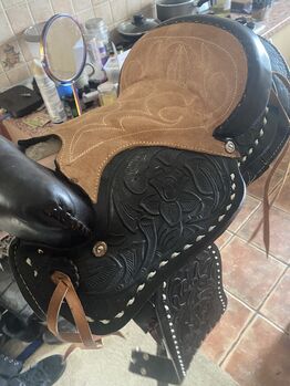 69 16 inch saddle, Franzisca Dalton, Western Saddle, Christchurch