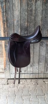 brauner Dressursattel Horse Star Revolution 17,5, Horse Star Revolution, Maresa, Dressursattel, Pfullingen