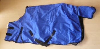 Bywater Regendecke blau 135 Weidedecke Übergangsdecke mit Fleece, Bywater International Clothing Regendecke royalblau mit Micro Fleece, Reitartikelbörse (Reitartikelbörse - Onlineshop für Wanderreiter), Pferdedecken, Grevenbroich