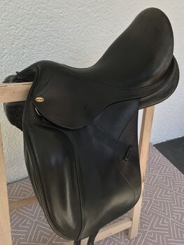 Cobra Dressursattel 17“, Cobra, Caro 🐴, Dressursattel, Essingen