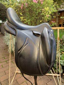 Dressursattel Devoucoux Makila Lab 17,5“, Devoucoux Makila Lab, Petra Schoupal , Dressage Saddle, Mannheim 