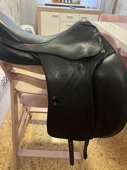 Dressursattel Stübben Virgina, Dressursattel Stübben Virgina Dressursattel Stübben Virgina, Stübben  Virgina, Grazia , Dressursattel, Kassel
