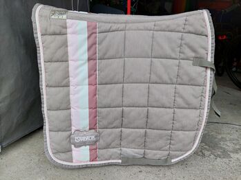 Eskadron Big Square Dressur grau/rosa, Eskadron Big Square, Julia, Dressage Pads, Trier