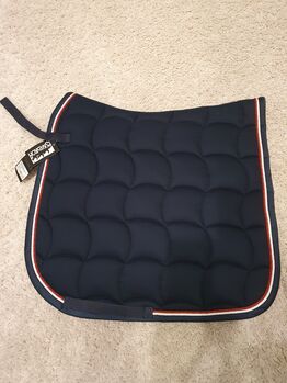 Eskadron Dressurschabracke, Eskadron Performance Kontrast, Sandra Halstenberg, Dressage Pads, Hille