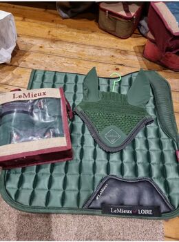 Hunter green lemieux set saddle pad bandages ears, Lemieux , Rachael , Dressage Pads, Hever