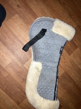 Inne podkładki pod siodło Engel Reitsport, Engel Reitsport Sattelkissen in Grau Engel Reitsport Sattelkissen in Grau, Engel Reitsport, Laura Hätscher, Inne podkładki pod siodło, Jüterbog