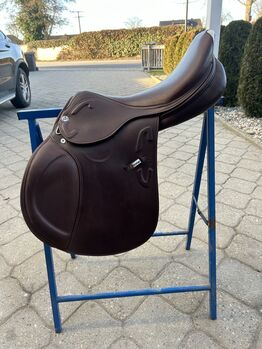 Prestige Sattel Michel Robert 18/34 „NEU“, Prestige  Michel Robert, Sandra Koch, Jumping Saddle, Perkam