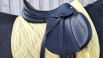 Vielseitigkeitssattel (VS) Röösli Free allrounder, Röösli Free Allrounder Röösli Free Allrounder, Röösli Free allrounder, Sonja, Vielseitigkeitssattel (VS), Gansingen