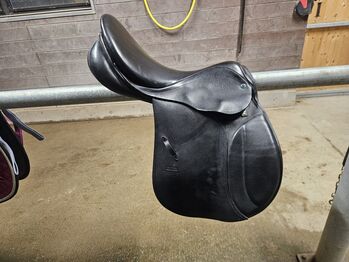 Jumping Saddle Stübben Roxane, Stübben Roxane Stübben Roxane, Stübben Roxane, Leonie, Jumping Saddle, Riggisberg