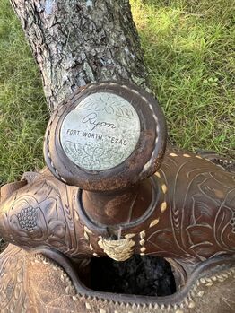 Texas Fort Worth saddle, Chloe, Western Saddle, Bath