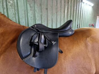 Wintec 500 Springsattel mit Cair und Fit Solution 17,5, Wintec 500, Jasmin, Jumping Saddle, Balve