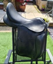 Fusion Black English Leather Dressage Saddle Fusion 