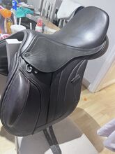 GFS brown 17” jump saddle GFS