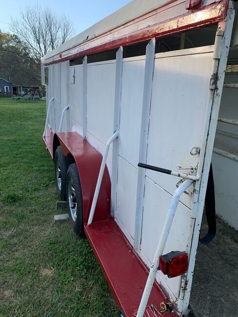 2 horse trailer, Unknown  Unknown , Julianne McMillan , Sonstiges, Fort Mitchell, Abbildung 6