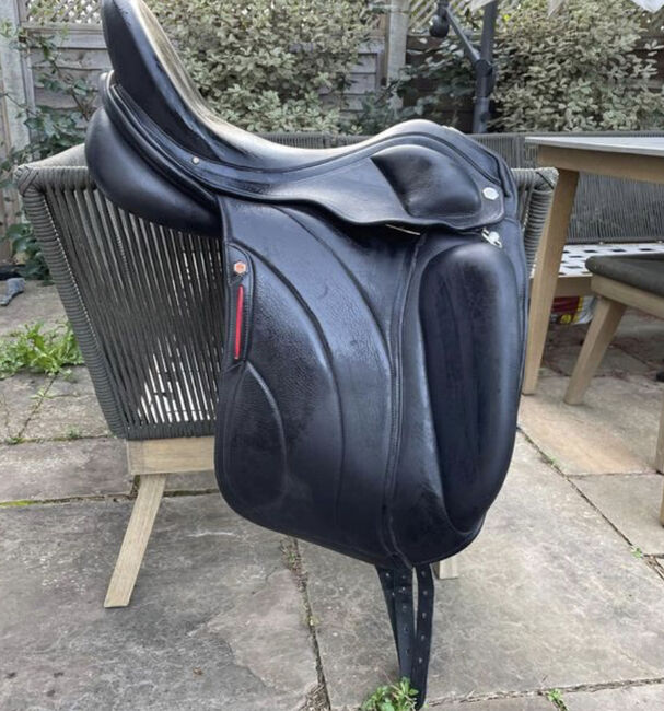 Albion Platinum Revelation Dressage Saddle, Albion Platinum Revelation , Francesca Brown, Dressage Saddle, Ware