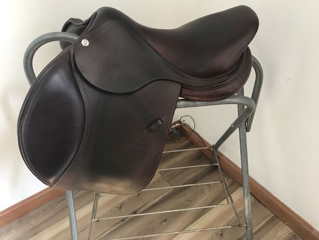 CWD 16.5” jumping saddle, CWD, Sarah, Springsattel, Warren, Abbildung 2