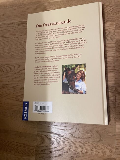 Die Dressurstunde *Britta Schöffmann, Karottenschubserin, Bücher, Winnenden, Abbildung 2