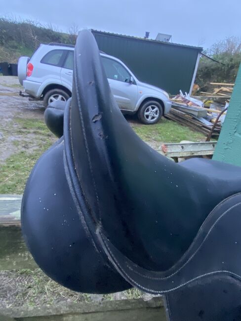 Wintec 17.5hh black saddle, Wintec Cair, Tina smith, All Purpose Saddle, Redruth, Image 3