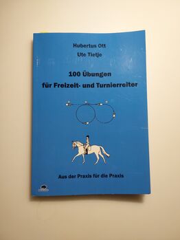 100 Übungen für Freizeit- und Turnierreiter, Emily, Książki, Nüziders