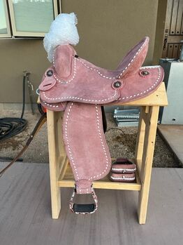 14" Pink Barrel Saddle Tacktical, Tacktical Equine Ranch Dressn Secure Seat Round Skirt, Mackenzie , Siodło westernowe , Wickenburg