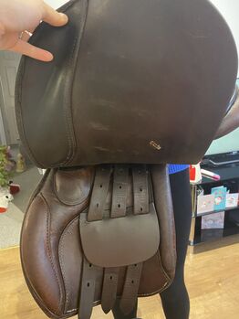 15.5” brown full leather pony saddle Stephen Hadley