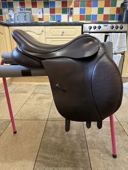 16.5” Kent & Masters Original Cob GP saddle brown Kent & Masters Original Cob GP