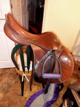 16.5ins John Whitaker junior jump saddle, John Whitaker  Junior jump saddle, Jenni , Jumping Saddle, Co Durham 