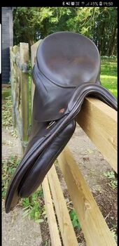 17.5 brown kent and masters MGP excellent condition only for sale as doesn't fit new horse, Kent and Masters MGP, Amy, All Purpose Saddle, Sittingbourne 