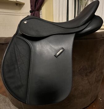 17” back Wintec vsd with cair, Wintec Vsd, Zara, All Purpose Saddle, Stacksteads