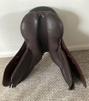 17” Brown Wide Berney Bros Low Profile GP Saddle Berney Bros Low Profile GO