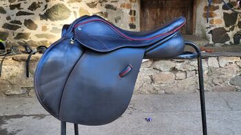 18" Ideal Impala Jump Saddle, Ideal Impala 1450, Louise Watt, Jumping Saddle, Musselburgh