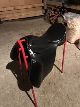 18’ saddle, Harmohn Kraft Inc, Hannah Fagan, Vielseitigkeitssattel (VS), Longford