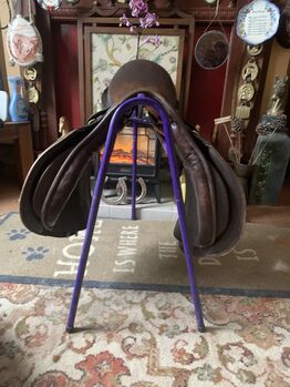 18inch English saddle Hastilow 982424