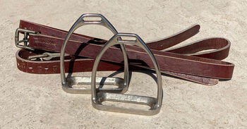 2 Bar Stirrups, Siobhan Doyle, Other, Montecatini val di Cecina