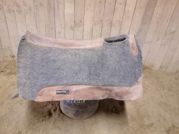 2 Filzpad gut gebraucht aber fit, Sunbeam Ranch! , Western Pads, Kaufbeuren 