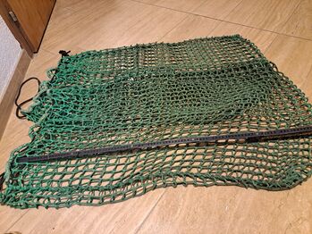 2 Heunetze 100cm auf 50cm mit 3cm Maschenweite, Karin Vonlanthen, Hay Nets, Bags & Rags, Rutschwil