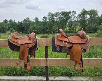 2 Western Sättel von Westen Imports Roudskirt Basket Reiner Westernsattel Pad Gurt Vorderzeug, Western Imports  Roudskirt Basket Reiner , Nicole Baumgärtel , Western Saddle, Ronneburg 