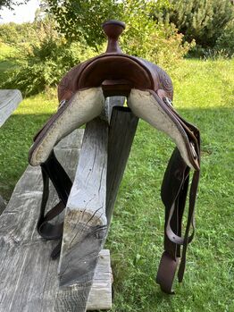 2 Westernsättel, Laura, Western Saddle, Gysenstein