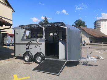 4er Pferdeanhänger, diagonal, Vorführmodell,, Cheval Liberté Maxi 4, Jessica, Pferdeanhänger, Porrentruy
