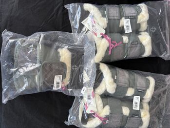 4Horses Soft Protect Gamaschen & Hufglocken Gr. M NEU & OVP, 4Horses, Franziska-Marie Lehmann, Ochraniacze, Berlin