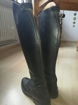 Biete schwarze Loesdau Reitstiefel in Größe 39 Loesdau