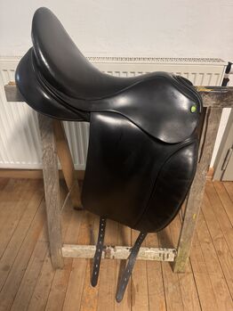 Ainsley Vanguard Popular Fit 2 18“ schwarz, Ainsley Vanguard Popular, Sabrina , Dressage Saddle, Emmerich Am Rhein 