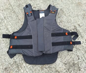 Airowear Body Protector M7 Regular, Gemma Hillier, Kamizelki ochronne, Aldersey Green