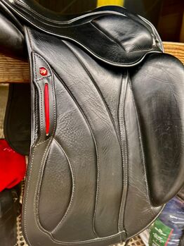 Albion Revelation Dressage Saddle for SALE Albion Albion Revelation Dressage Saddle