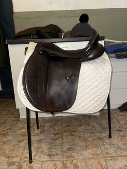 Albion VSD/GP - Brown - adjustable gullet, Albion  VSD/GP, Keri  McNeil, Other Saddle, East Ayrshire 