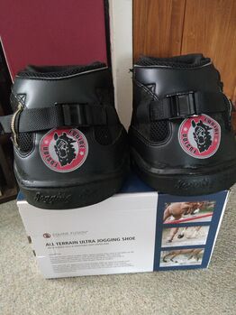 All terrain ultra hoof boots, Equine fusion All terrain ultra jogging shoe, Jean Costello, Buty dla konia, RUGBY