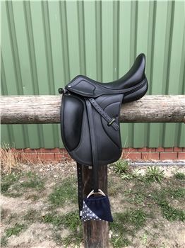 Amerigo Dressursattel, Amerigo  Ceriva 2 DR Pinerolo, T. Knief, Dressage Saddle, Hannover