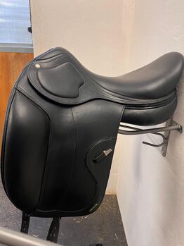 drezurní sedlo Amerigo Classic, Amerigo Classic, Jaromír Malý, Dressage Saddle, Praha 2